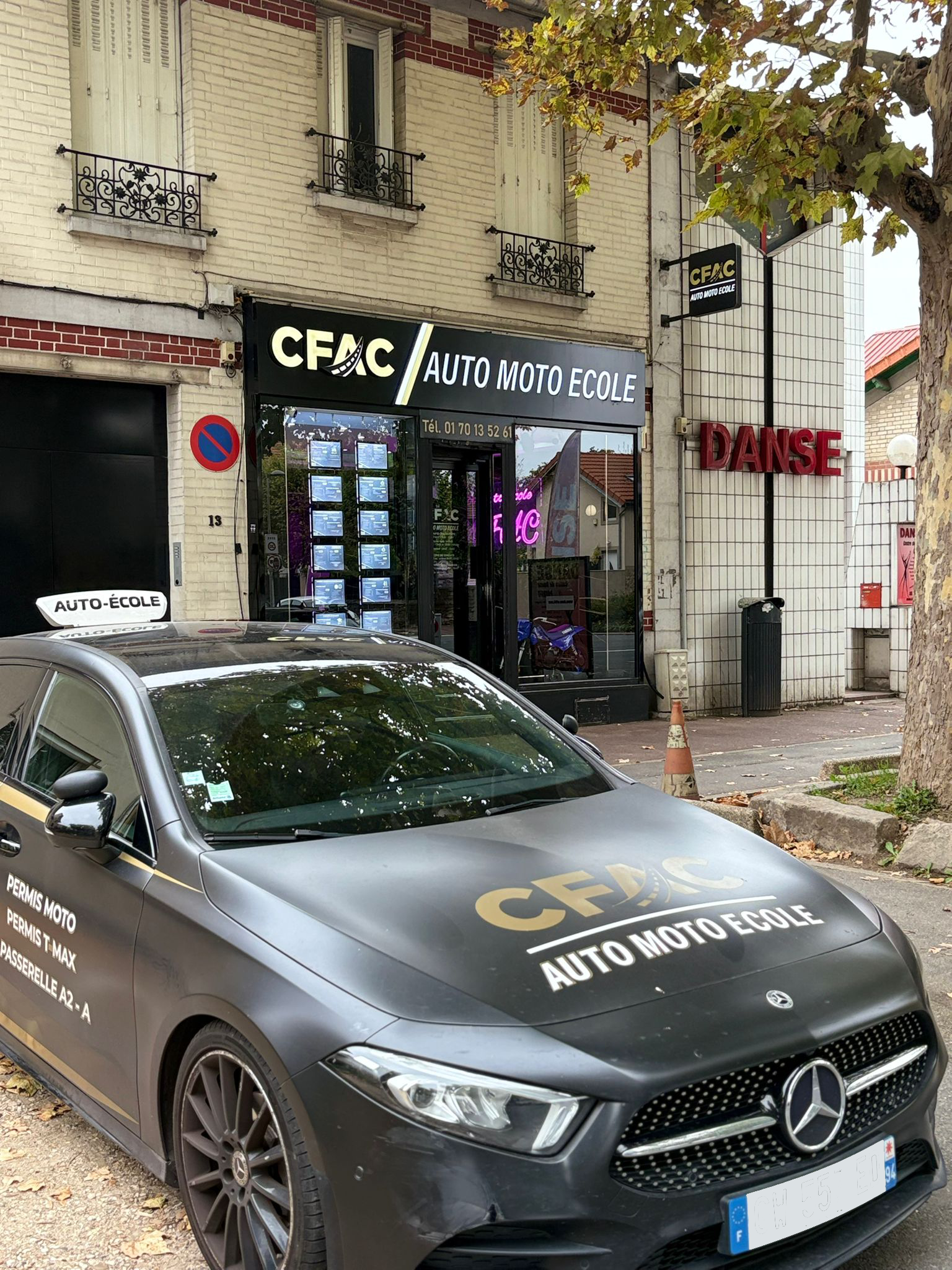 MERCEDES WITHOUT SERIE